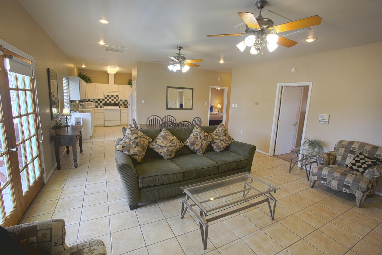 Plantation Suites And Conference Center - thumb 29