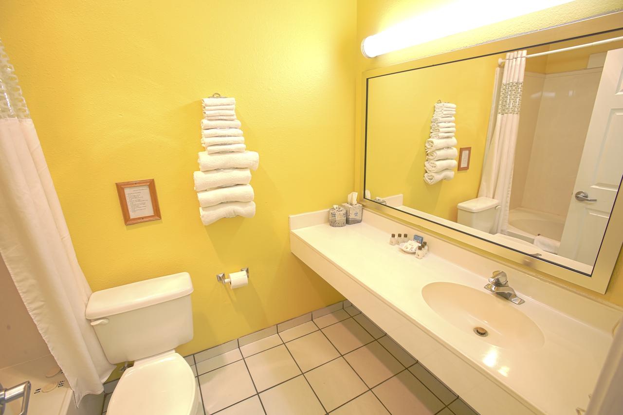 Plantation Suites And Conference Center - thumb 11