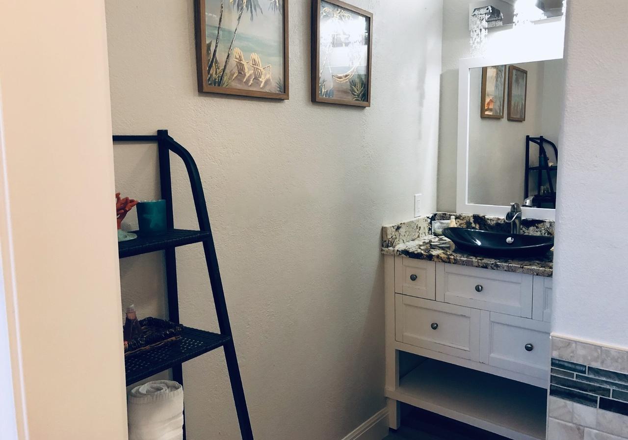 A Change In Lattitude 304BH Condo - thumb 35