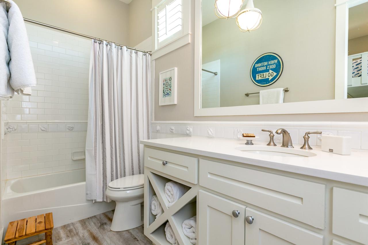 Coastal Chic In Port Aransas Home - thumb 20