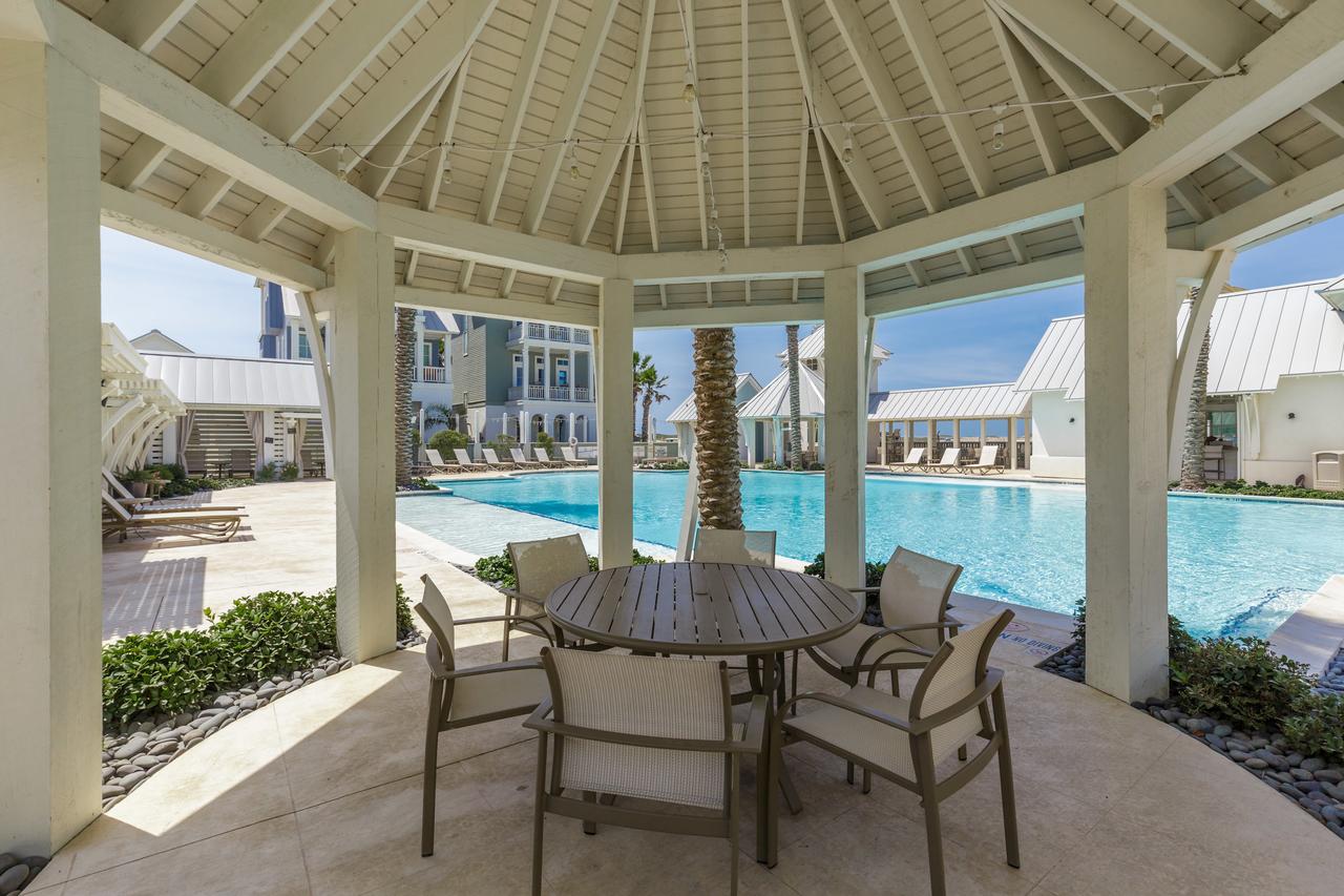 Coastal Chic In Port Aransas Home - thumb 4