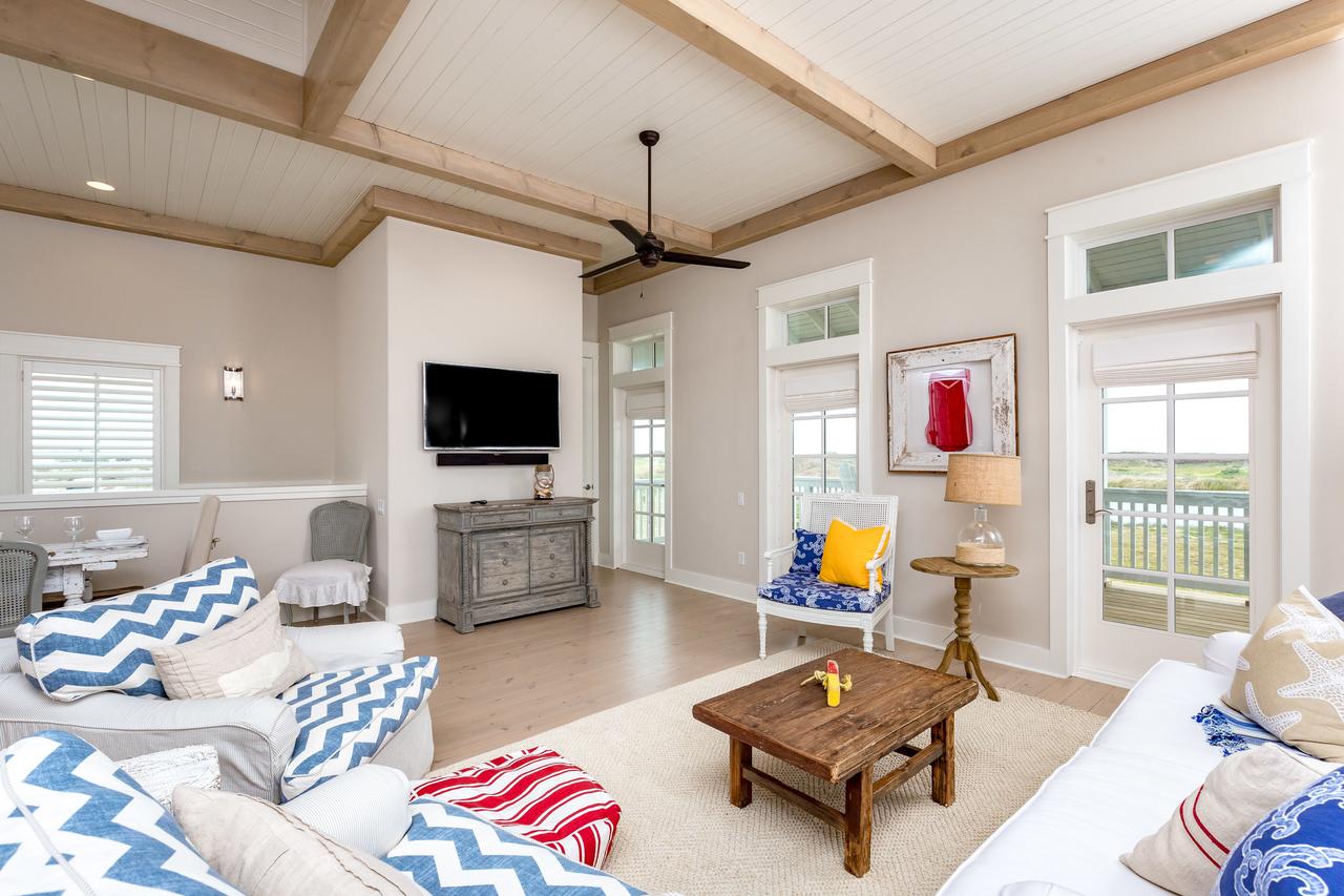 Coastal Chic In Port Aransas Home - thumb 13
