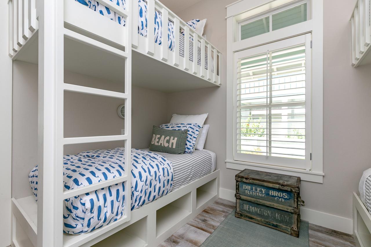 Coastal Chic In Port Aransas Home - thumb 9