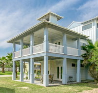 Escape in Port A 983 - Tourism Bookings