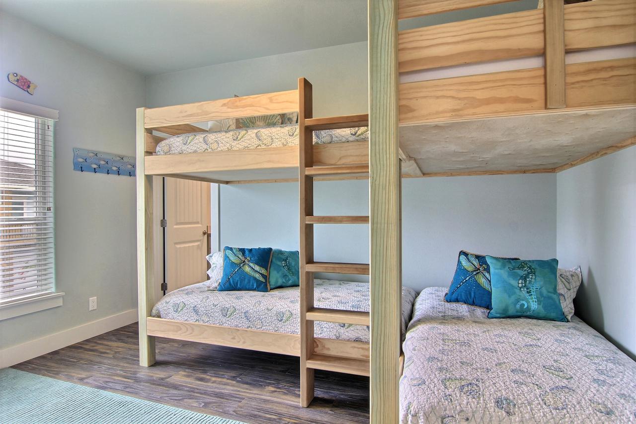 Beachy Keen Townhouse - thumb 7