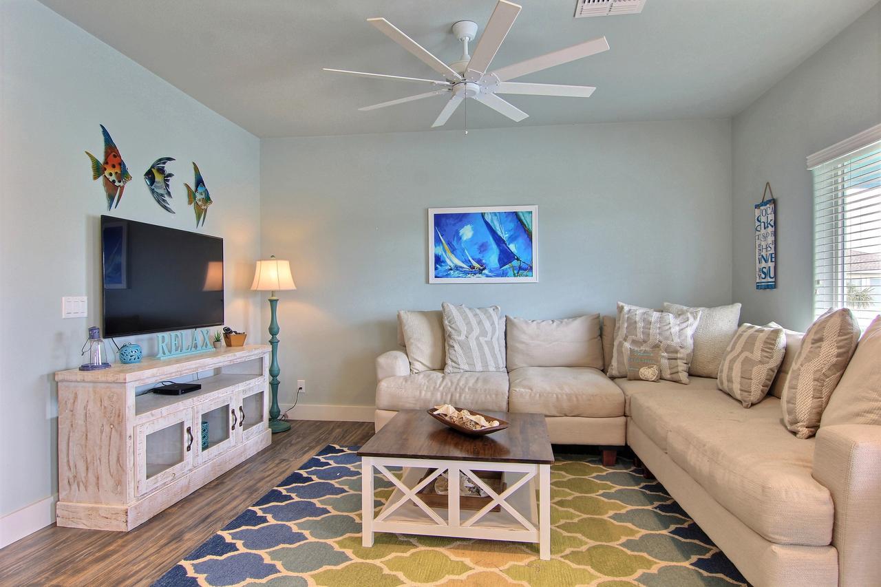 Beachy Keen Townhouse - thumb 1