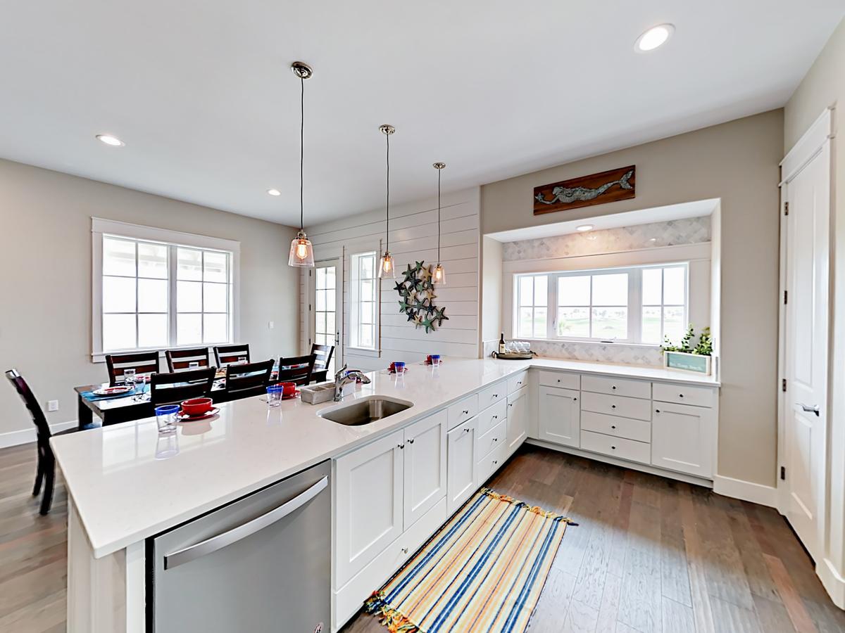 175 Sunset Avenue Townhouse - thumb 3