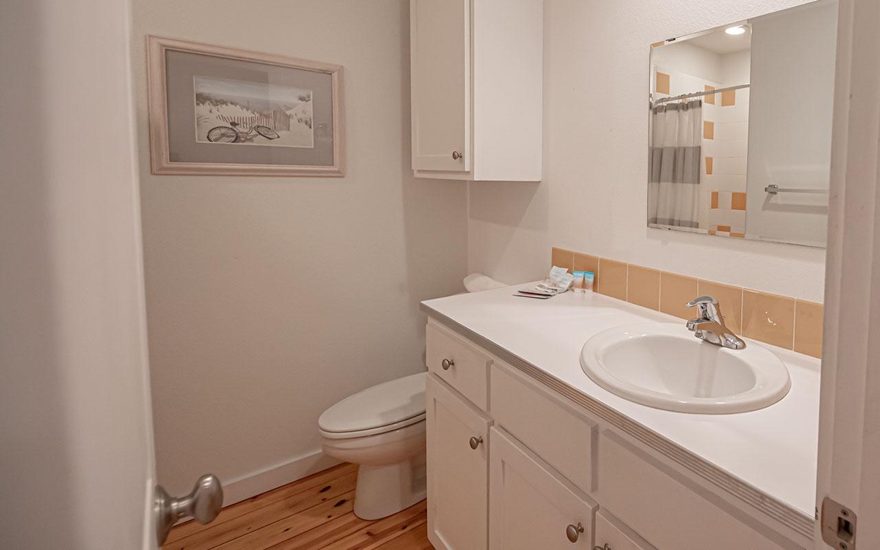 Brons Beach Shack Home - thumb 11