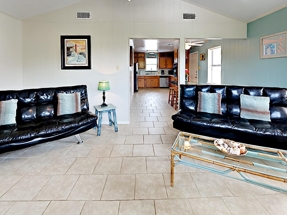 Lowki Bungalow - thumb 4