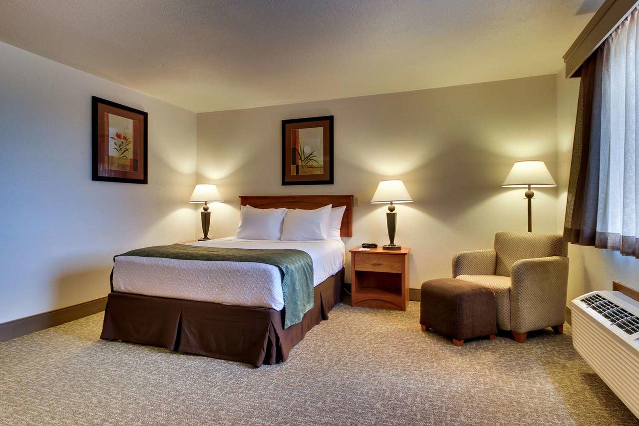Best Western West Hills Inn - thumb 10