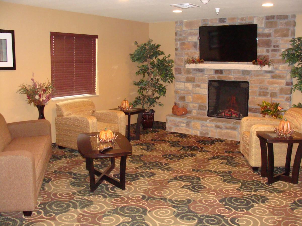 Cobblestone Hotel And Suites - Broken Bow - thumb 17