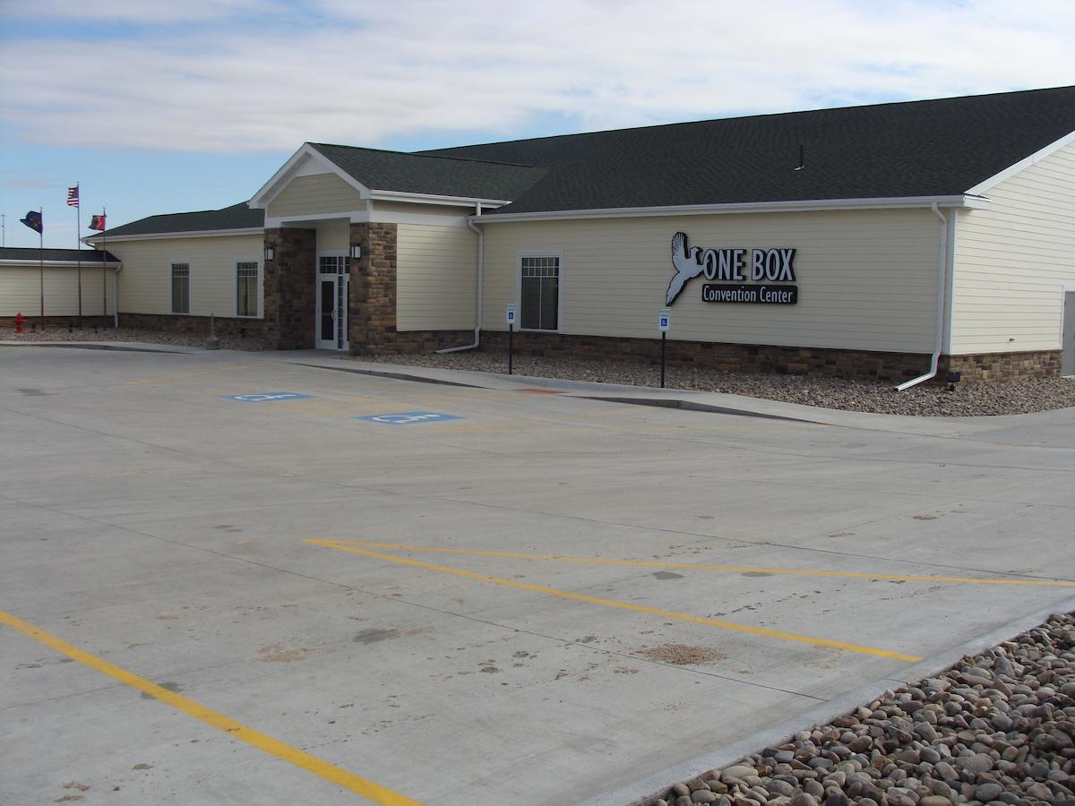 Cobblestone Hotel And Suites - Broken Bow - thumb 6