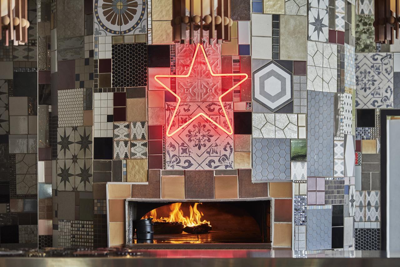 Graduate Lincoln - thumb 36