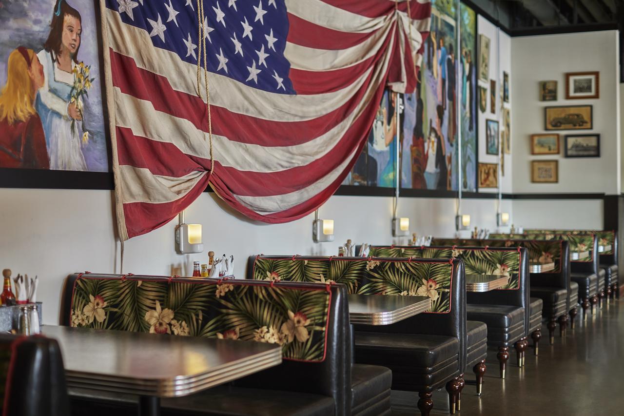 Graduate Lincoln - thumb 38