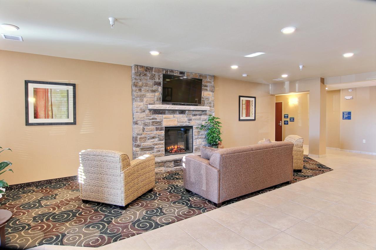 Cobblestone Hotel & Suites - McCook - thumb 40