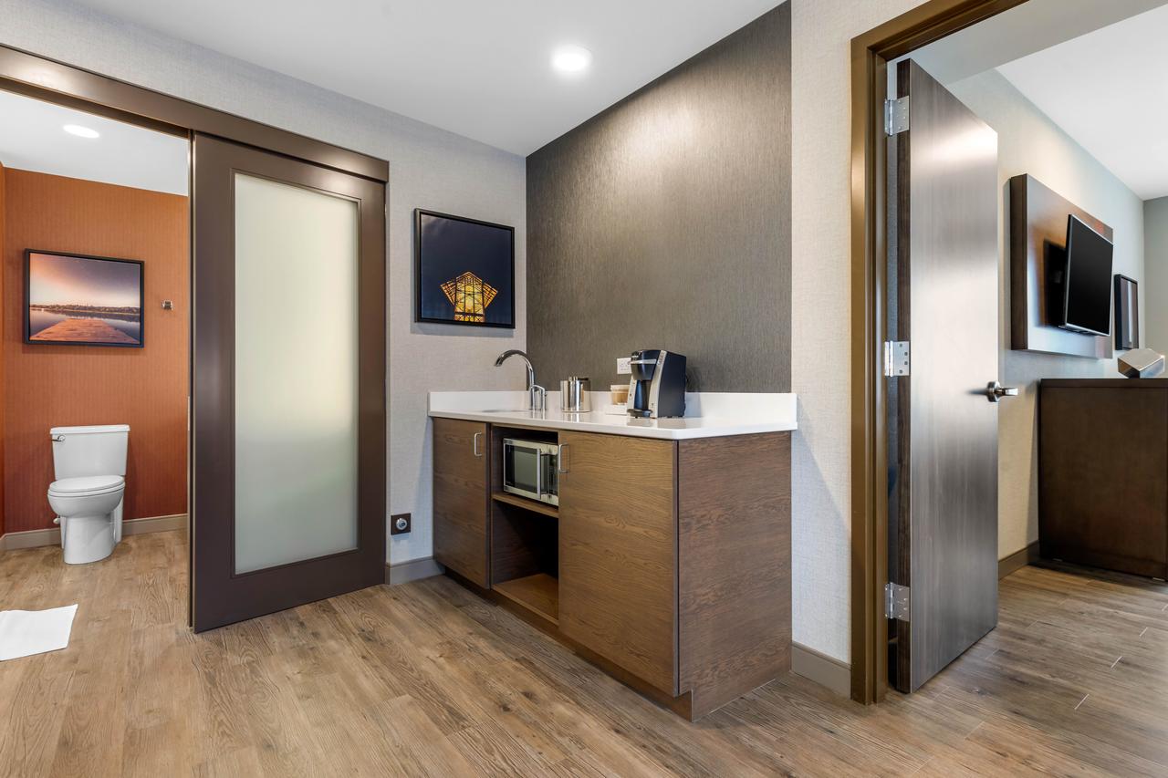 Cambria Hotel Omaha Downtown - thumb 7