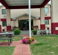 Super 8 by Wyndham Omaha Eppley Airport/Carter Lake - Tourism Bookings