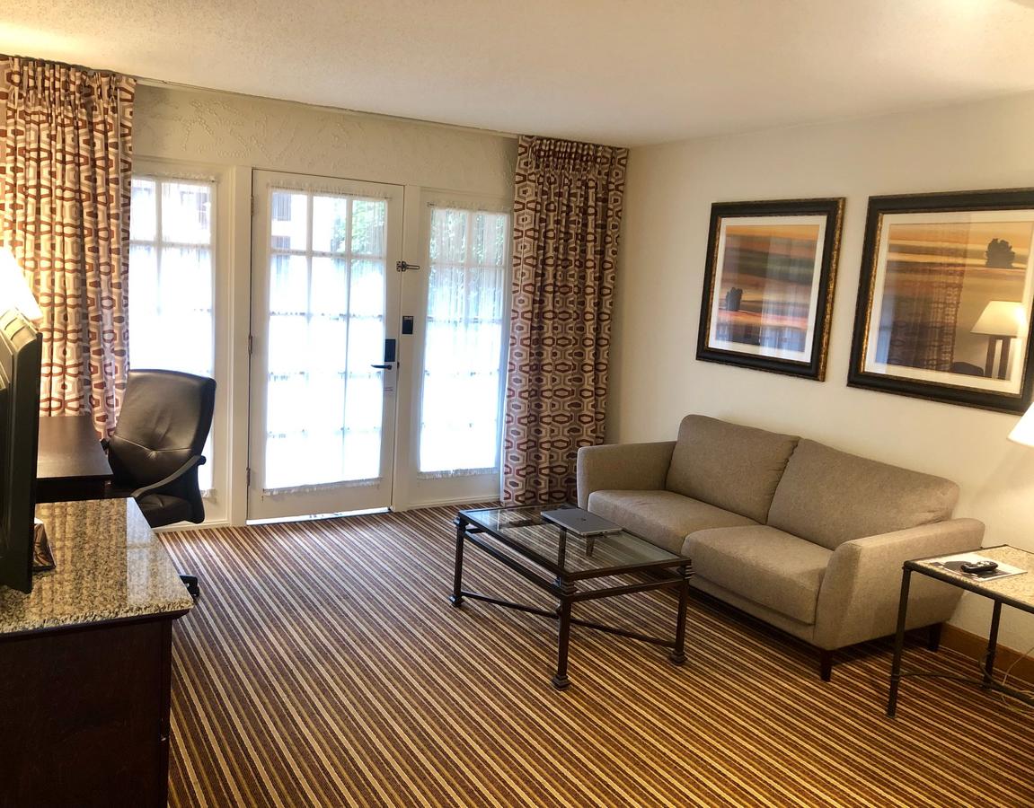 Aksarben Suites Trademark Collection By Wyndham - thumb 11