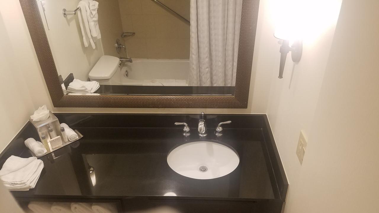 Aksarben Suites Trademark Collection By Wyndham - thumb 9
