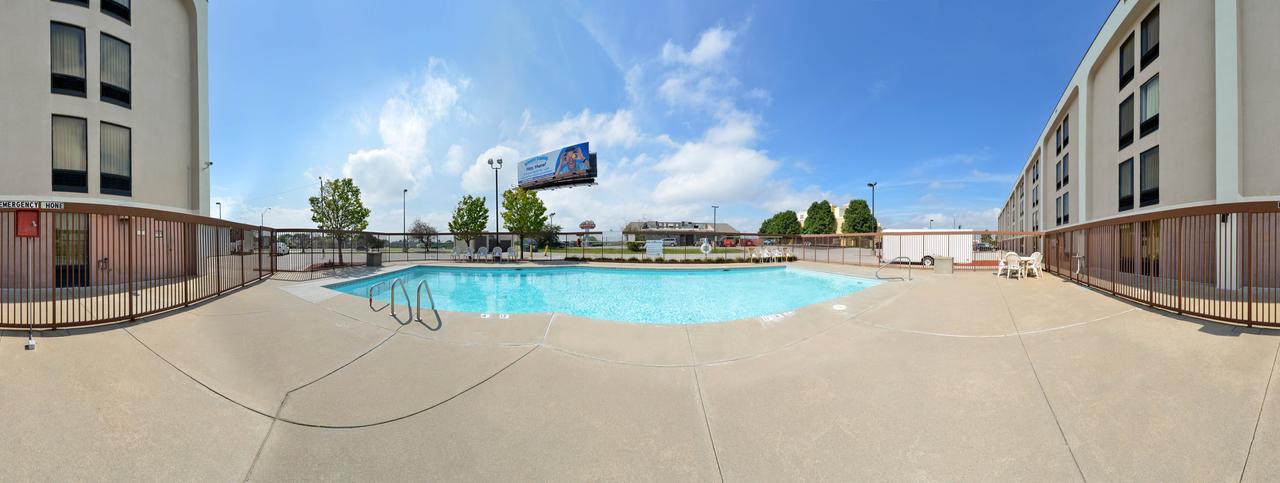 New Victorian Inn & Suites Omaha - thumb 6
