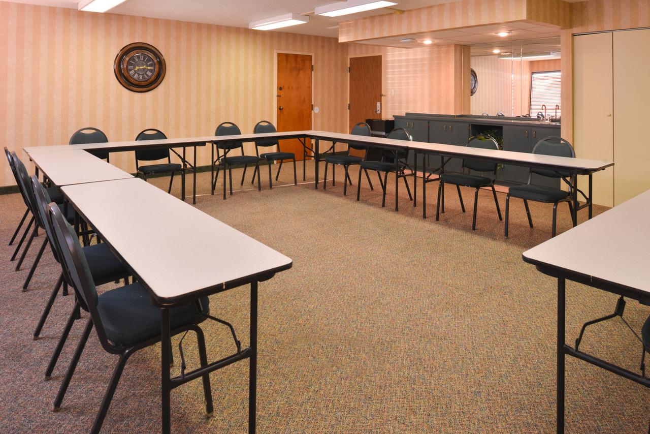 New Victorian Inn & Suites Omaha - thumb 13