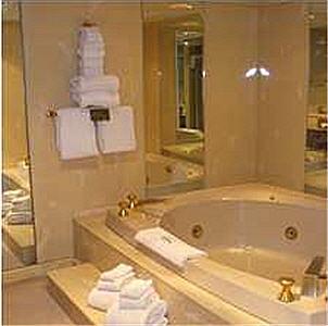 DoubleTree By Hilton Hotel & Executive Meeting Center Omaha-Downtown - thumb 21