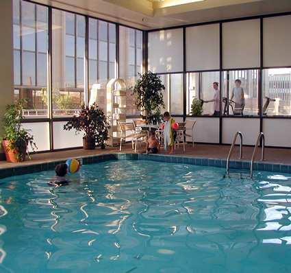 DoubleTree By Hilton Hotel & Executive Meeting Center Omaha-Downtown - thumb 1