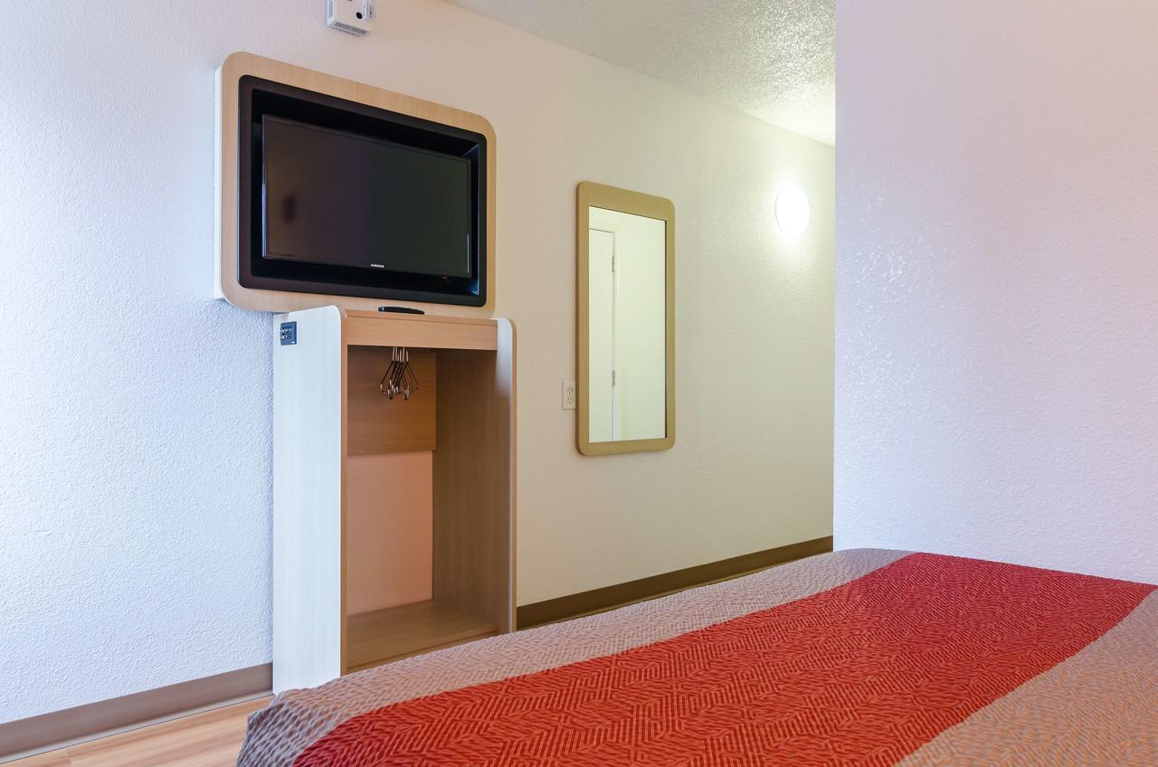 Motel 6 North Platte - thumb 28