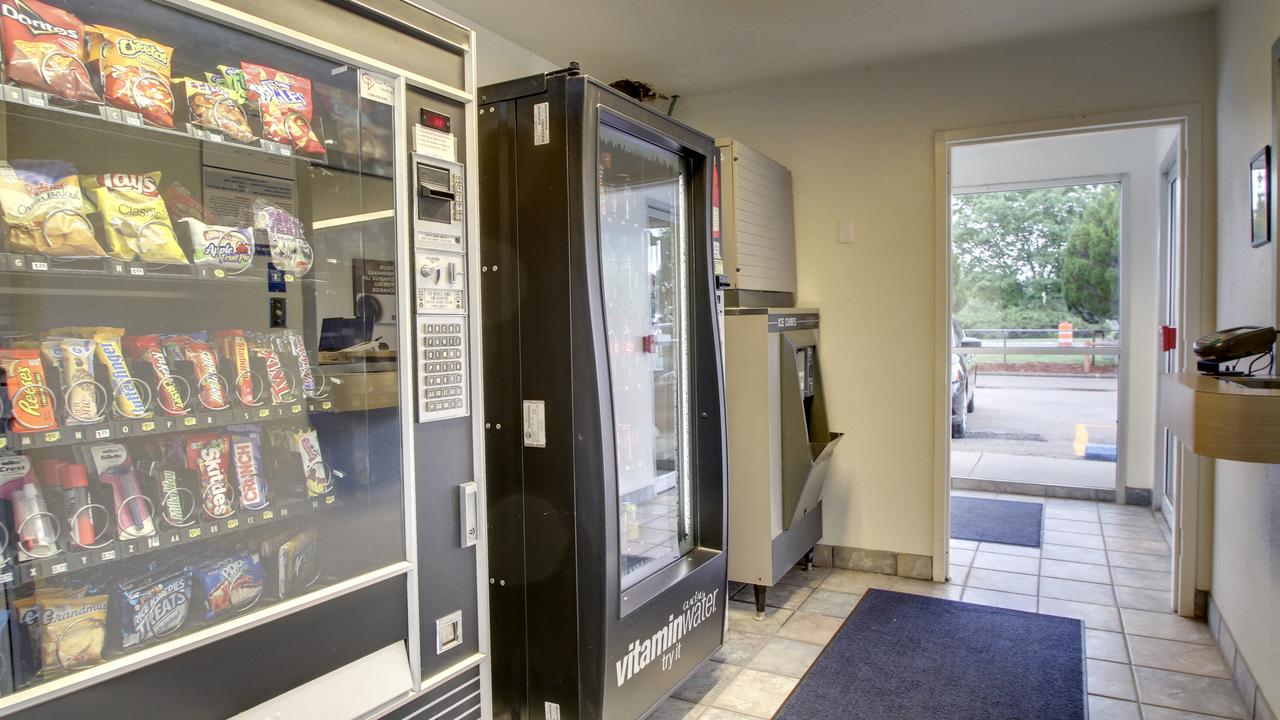 Motel 6 North Platte - thumb 13