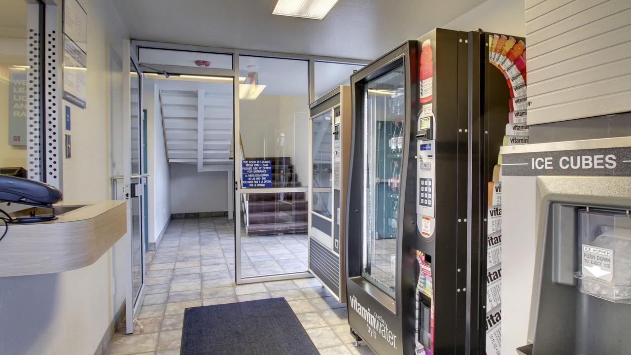 Motel 6 North Platte - thumb 12
