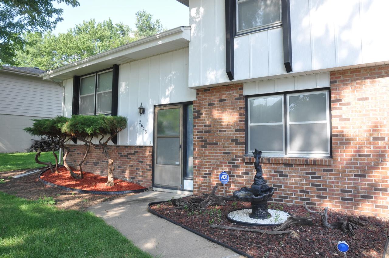 West Omaha Multi-level Home - thumb 0