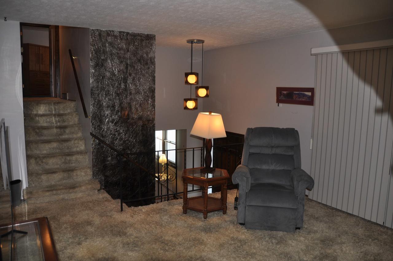 West Omaha Multi-level Home - thumb 8