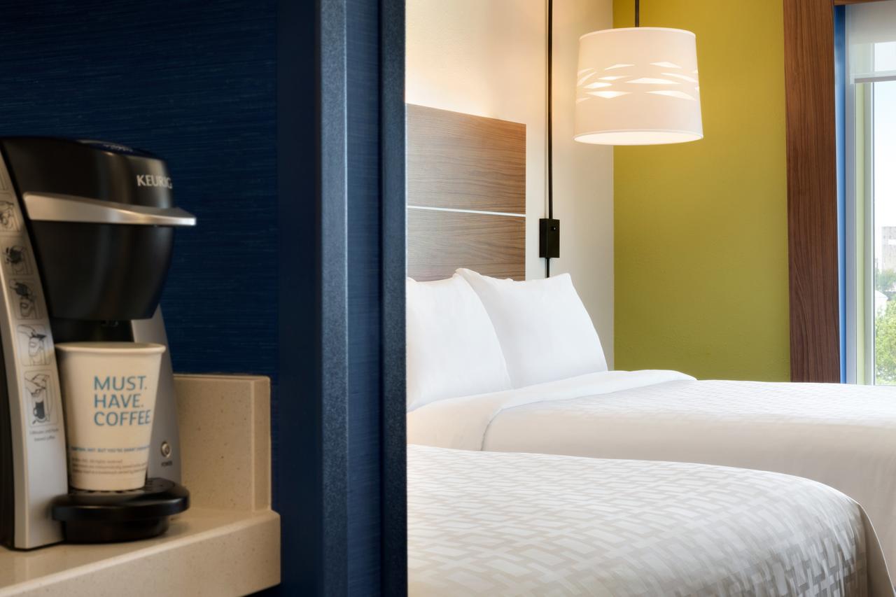 Holiday Inn Express & Suites - Omaha Downtown - Airport - thumb 4