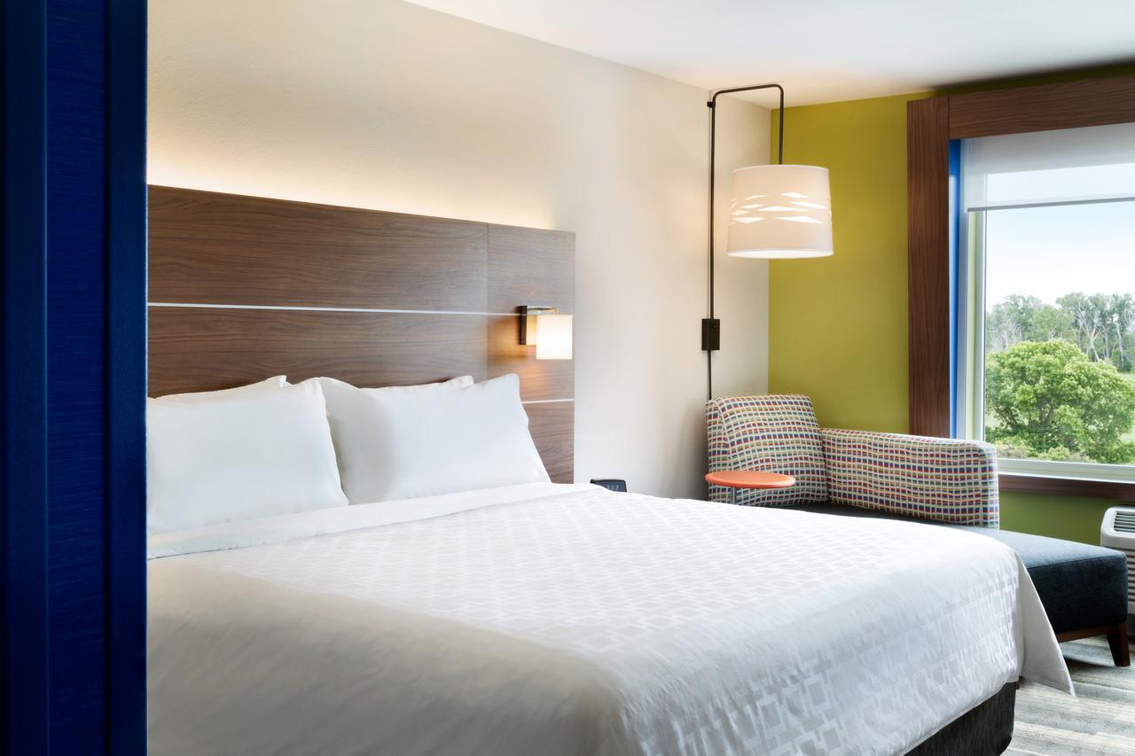 Holiday Inn Express & Suites - Omaha Downtown - Airport - thumb 6
