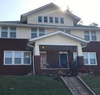 Midtown Omaha Retreat - Tourism Bookings