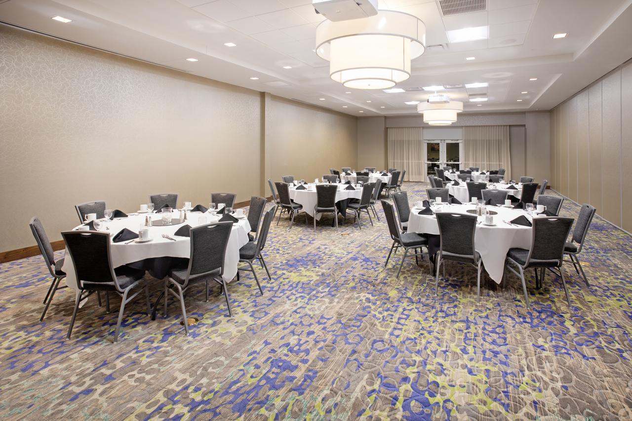 Hilton Garden Inn Omaha Aksarben Village - thumb 6