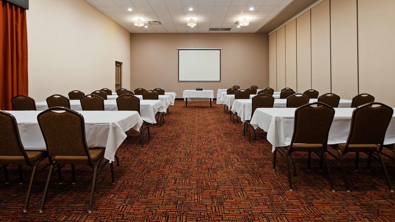 Best Western Plus North Platte Inn & Suites - thumb 24