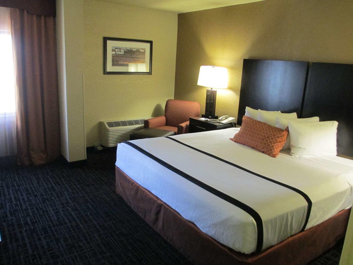 Best Western Plus North Platte Inn & Suites - thumb 20