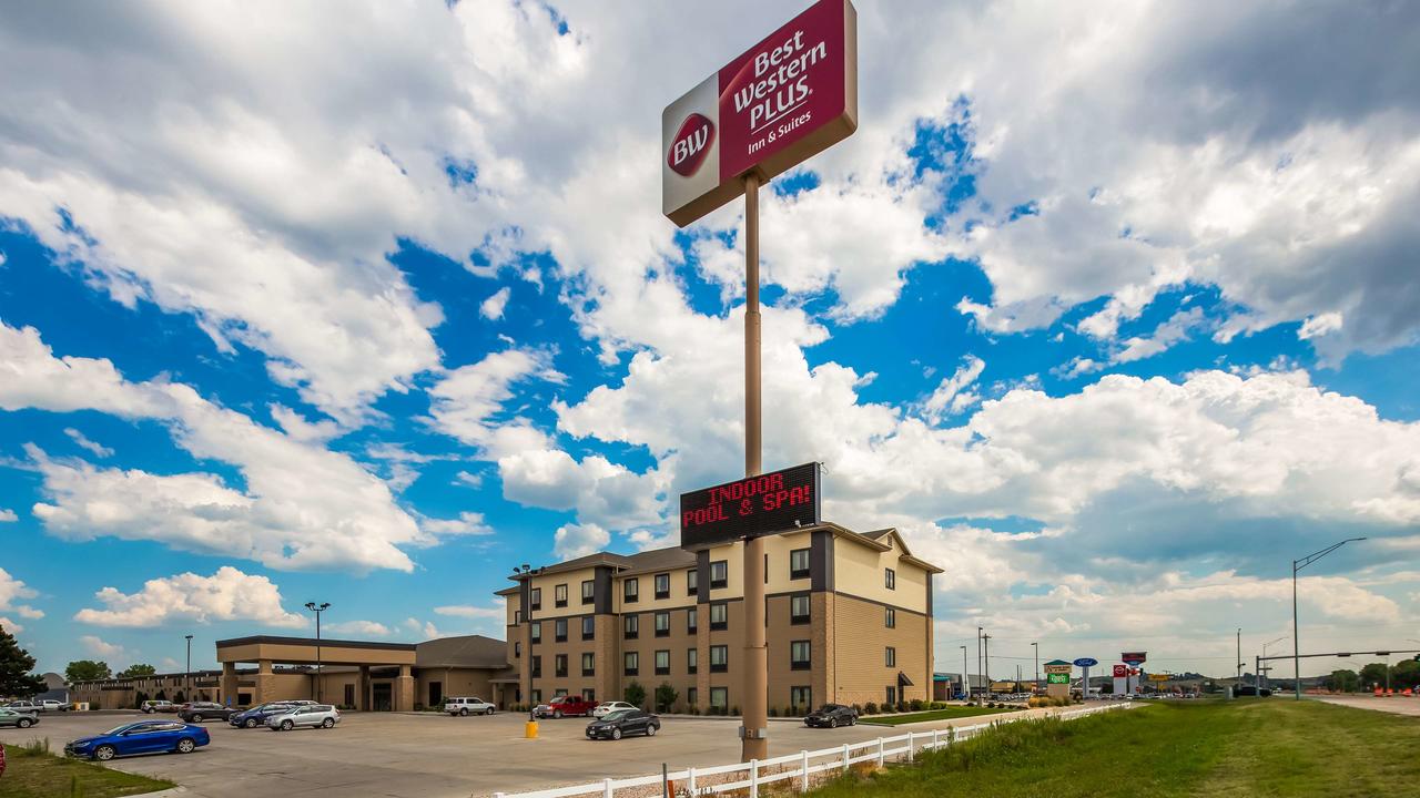 Best Western Plus North Platte Inn & Suites - thumb 0