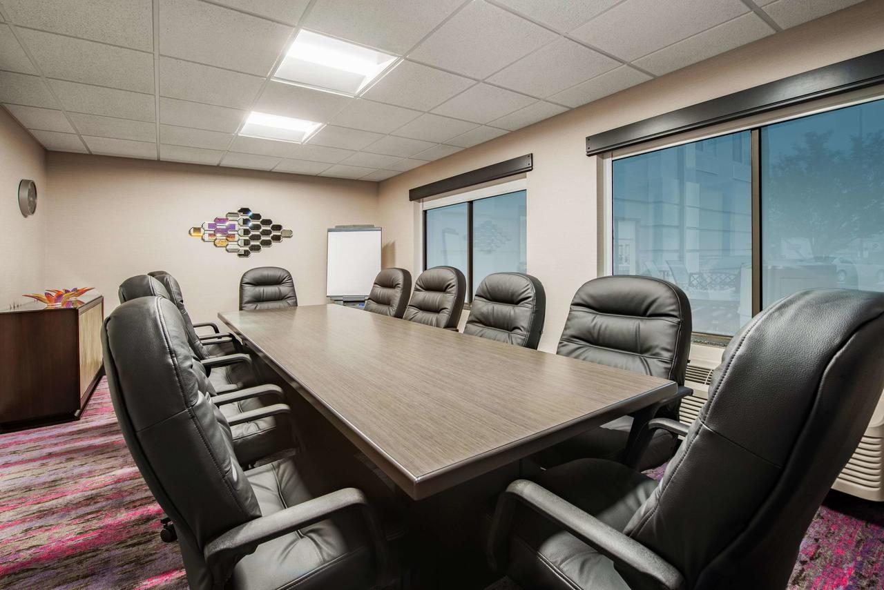 La Quinta By Wyndham Kearney - thumb 37