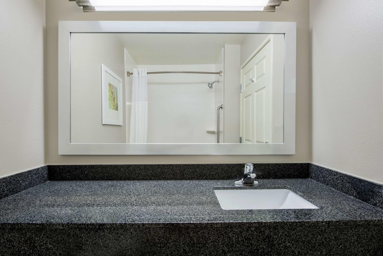 La Quinta By Wyndham Kearney - thumb 16