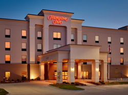 Hampton Inn Omaha/West Dodge Road, Old Mill