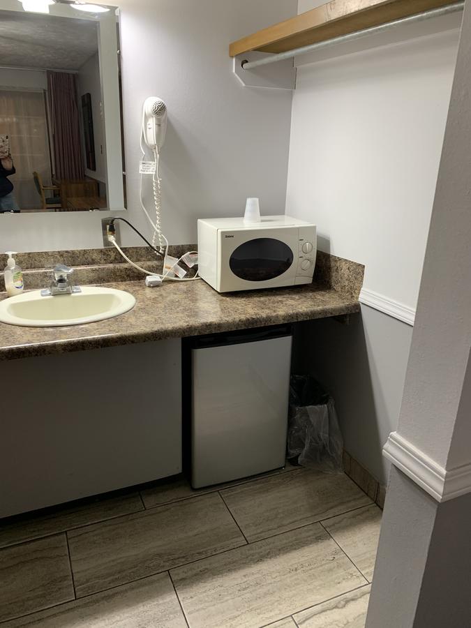 Blue Spruce Motel - thumb 26