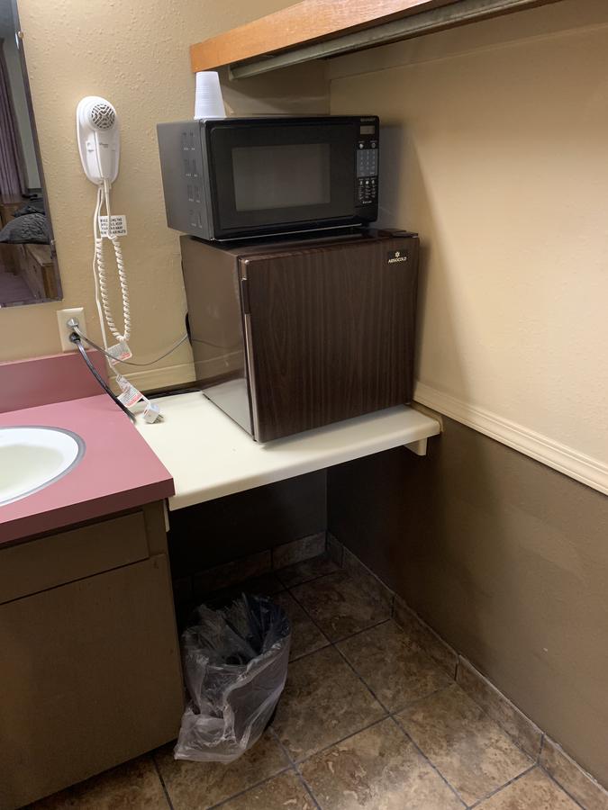 Blue Spruce Motel - thumb 8