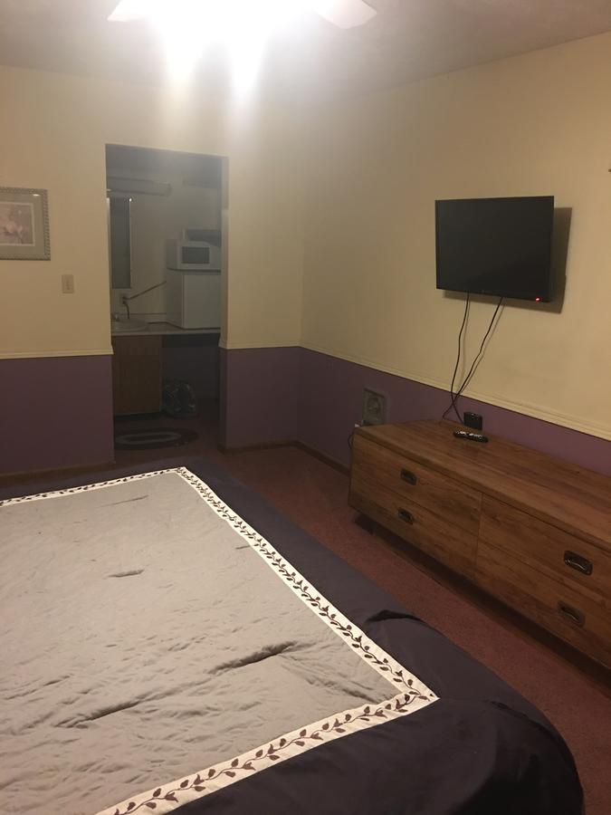 Blue Spruce Motel - thumb 41