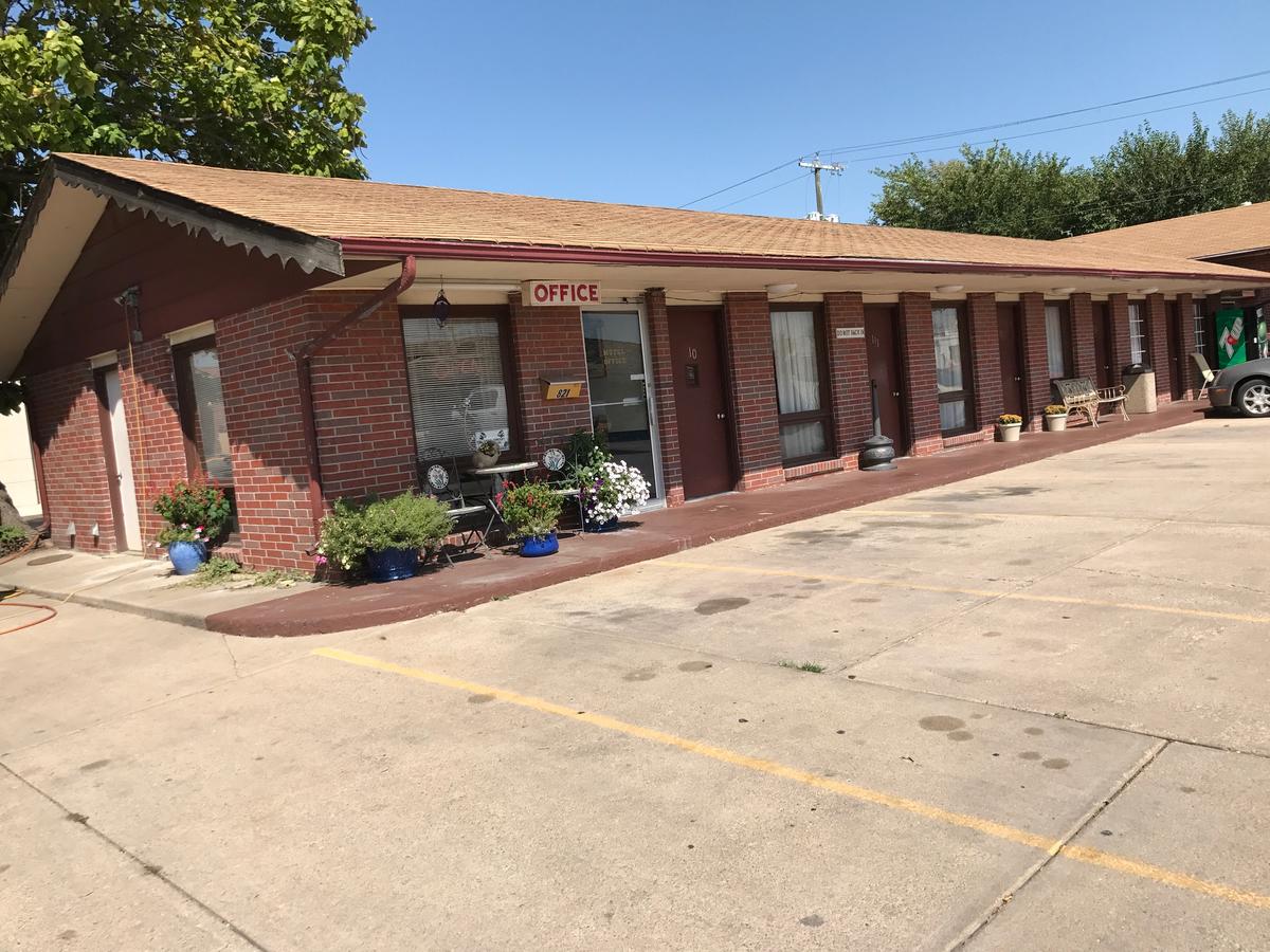 Blue Spruce Motel - thumb 44