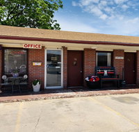 Blue Spruce Motel - Hotels Santiago