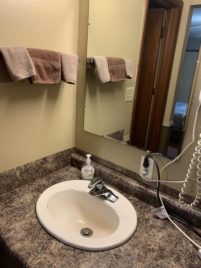 Blue Spruce Motel - thumb 14