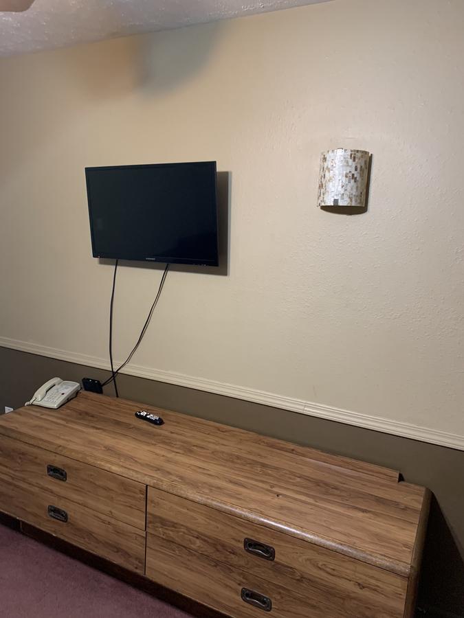 Blue Spruce Motel - thumb 13