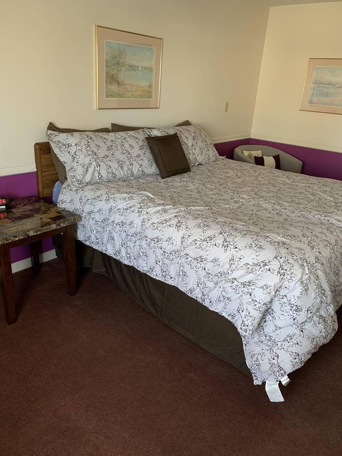 Blue Spruce Motel - thumb 24